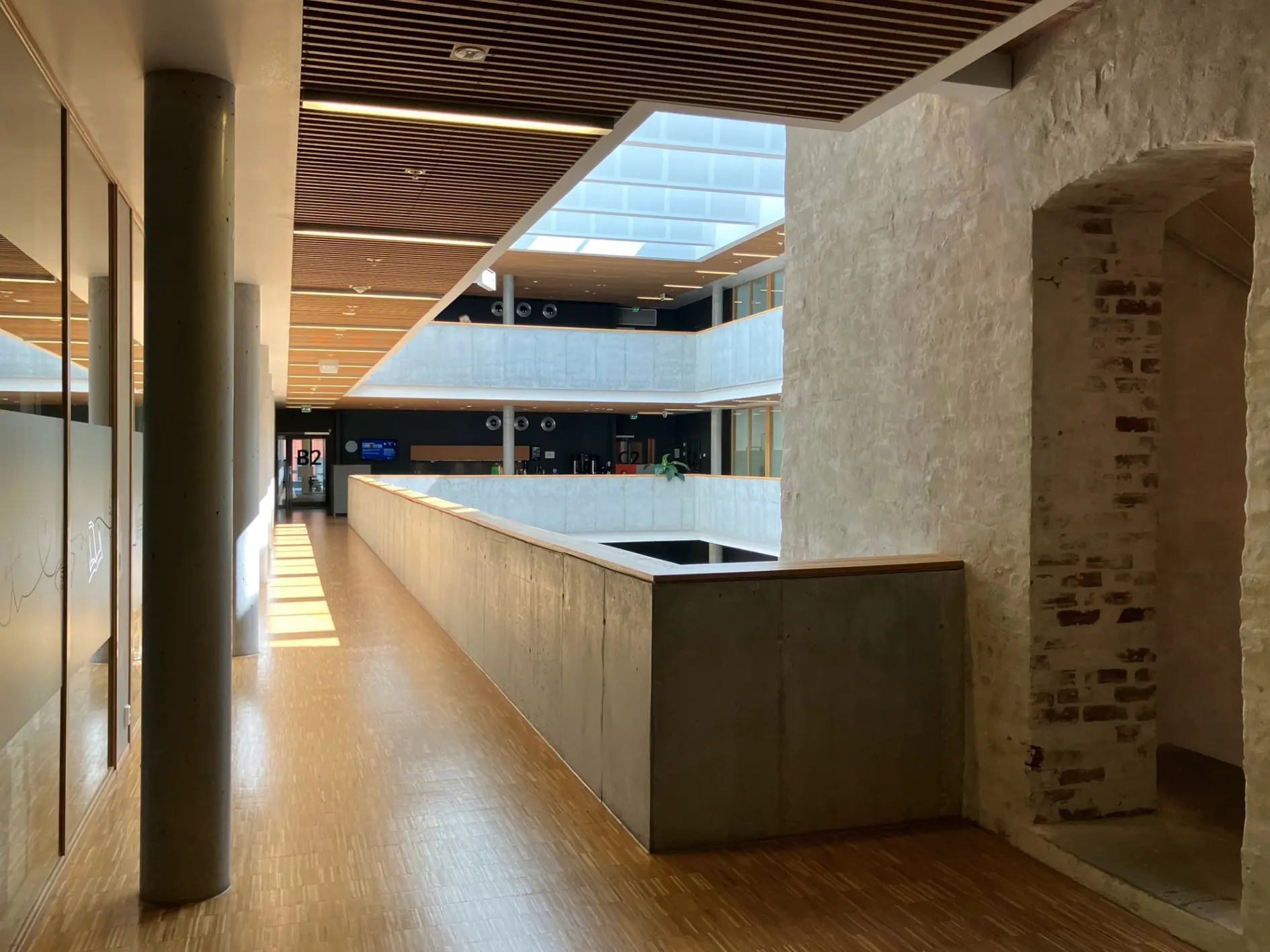 Rådhuskvartalet Kristiansand. Transformasjon av kvartalet ved Øvre torv i Kvadraturen til sitt moderne og framtidsrettede administrasjonssenter.
