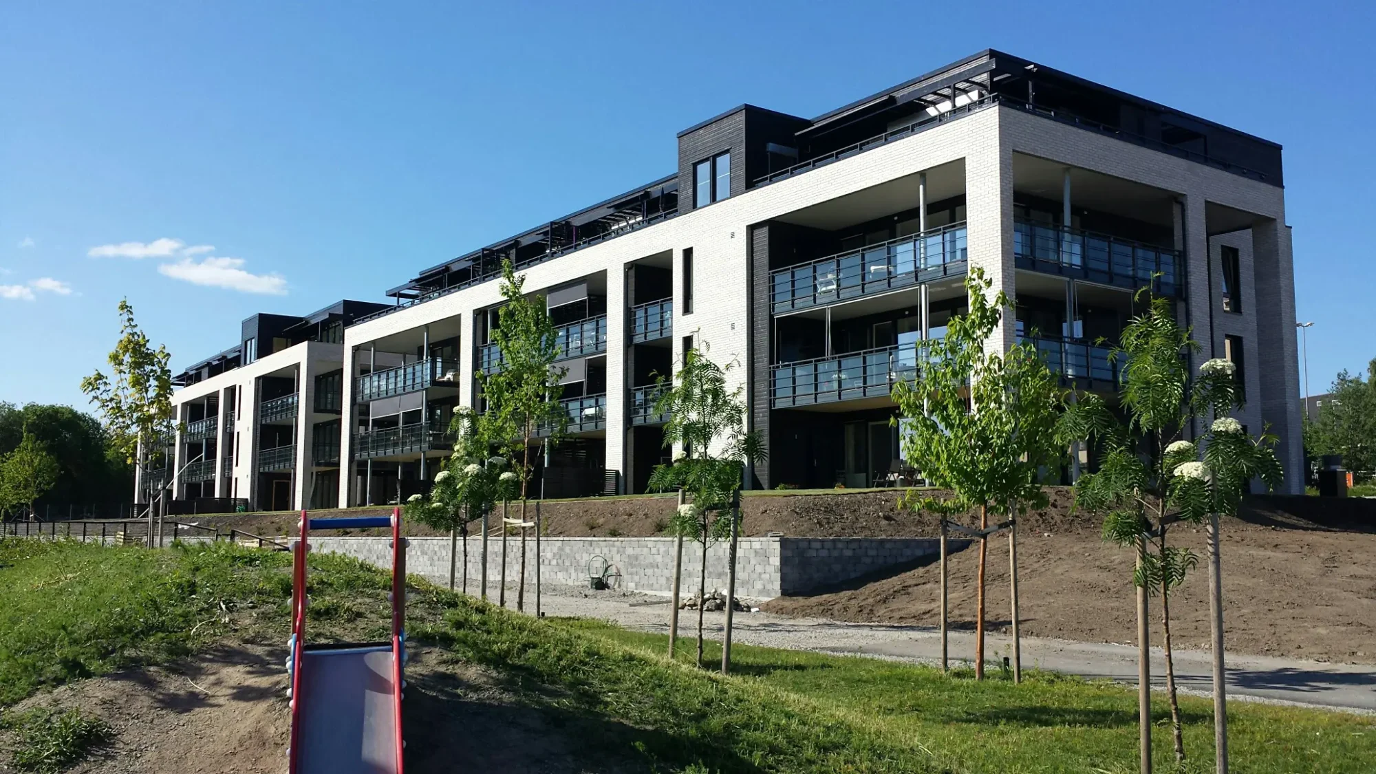 Nordviken, Martodden, Hamar. Boligområde med utsikt til Mjøsa, og grønne og landlige omgivelser.